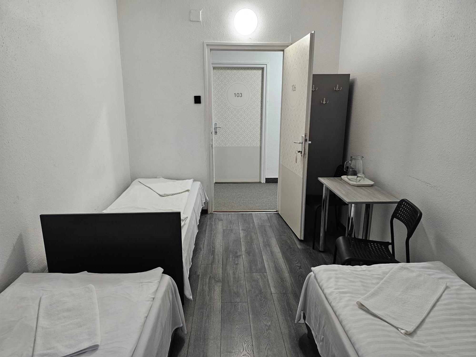 Bed and Breakfast Dominik Panzio à Budapest Extérieur photo