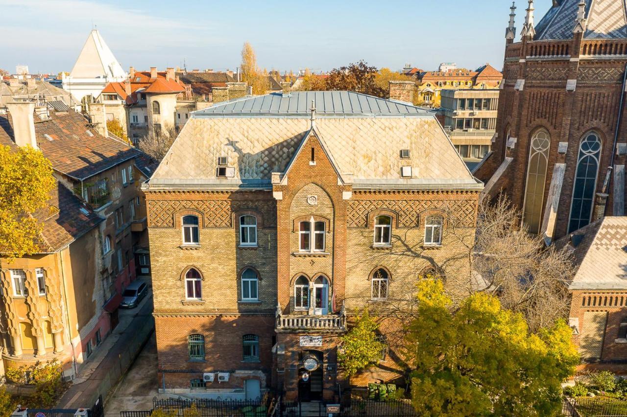 Bed and Breakfast Dominik Panzio à Budapest Extérieur photo